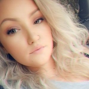 Meet your Posher, Breeanna